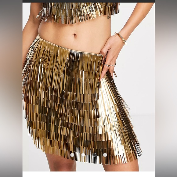 ASOS Design - Top and Skirt Set in Gold Shard Sequin - Picture 11 of 14